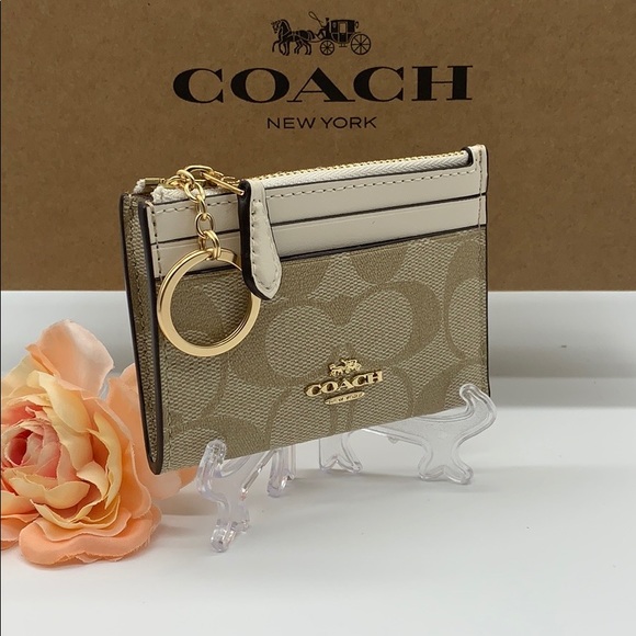 Mini Skinny Id Case In Signature Canvas - Picture 3 of 16